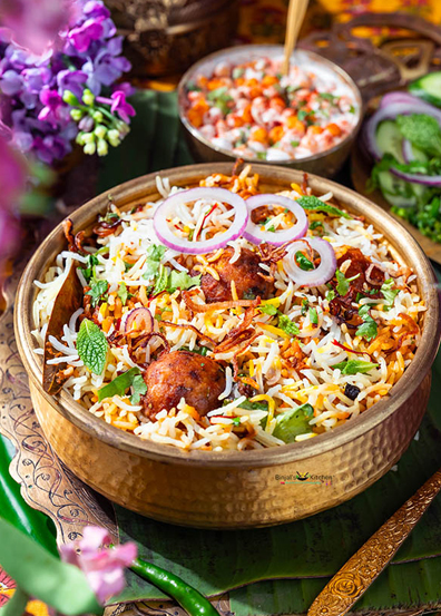 North Indian wedding catering in Montreal with rich traditional dishes